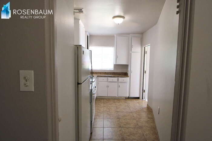 Building Photo - 2925 N 19th Ave