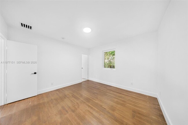 Building Photo - 250 NW 98th St