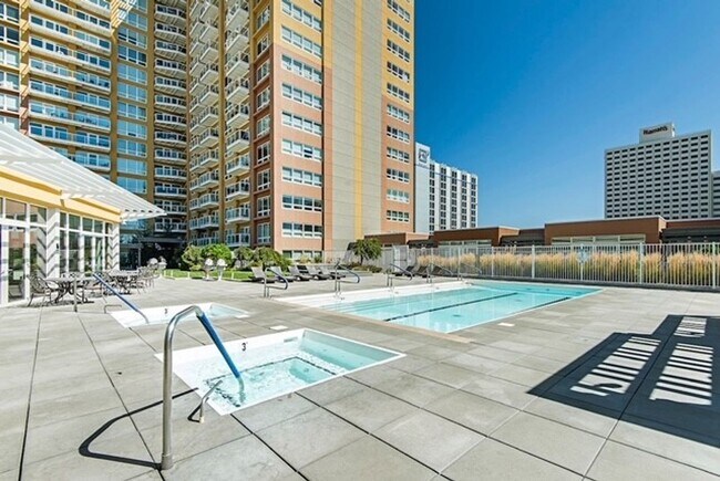 Building Photo - ONLY $1,700 PER MONTH FOR THIS BEAUTIFUL, MODERN, STATE OF THE ART, 1 BED, 1 BATH HIGH RISE CONDO...