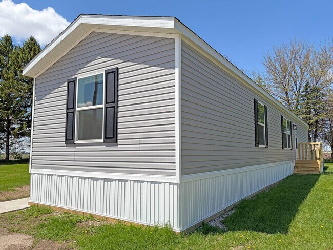 Building Photo - 781 W Walcott Rd