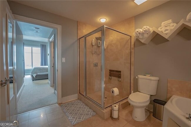 Building Photo - 285 Centennial Olympic Park Dr NW