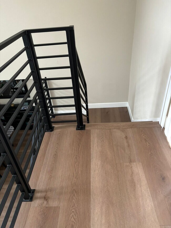 Building Photo - 6311 Benzo Dr