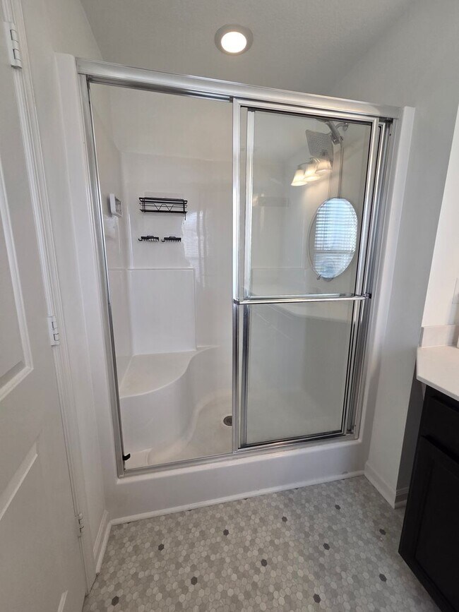 Building Photo - WOODLANDS AT WESTERN BRANCH