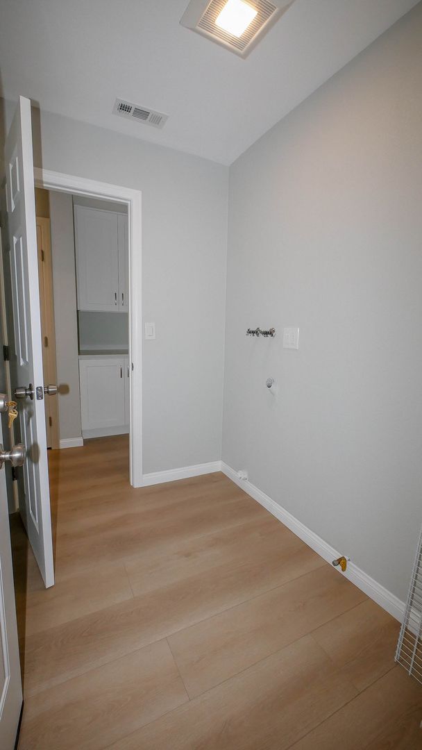 Building Photo - OPEN HOUSE, SAT.,  NOV. 1 from 10:30 - 11 ...