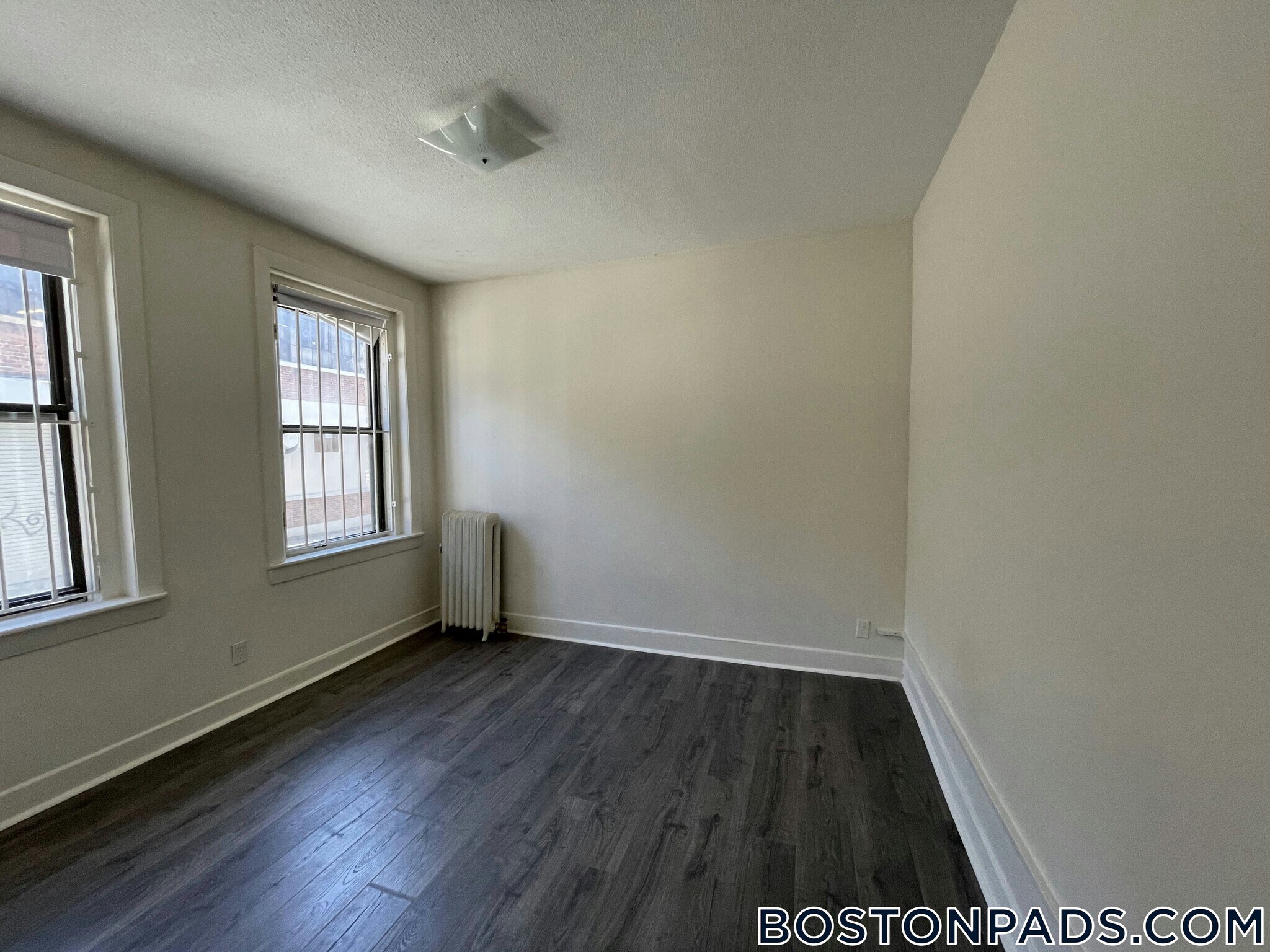 Building Photo - 1148 Commonwealth Ave