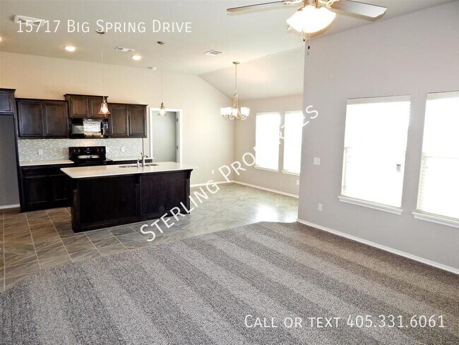 Building Photo - 15717 Big Spring Dr