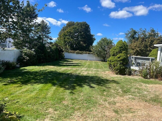 Building Photo - 6 Seabreeze Ln.