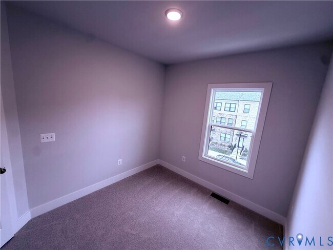 Building Photo - 9453 Alquist St