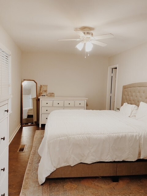 Master bedroom - 302 Springview Ln