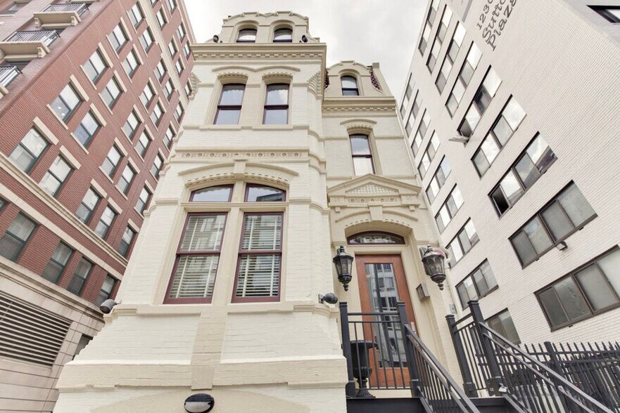 Building Photo - 1220 13th St NW