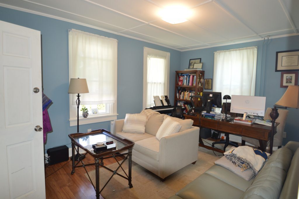 Building Photo - 19 Dixon St