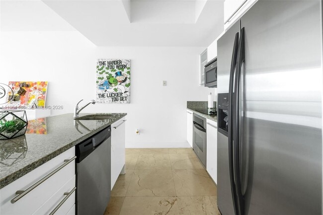 Building Photo - 888 Biscayne Blvd