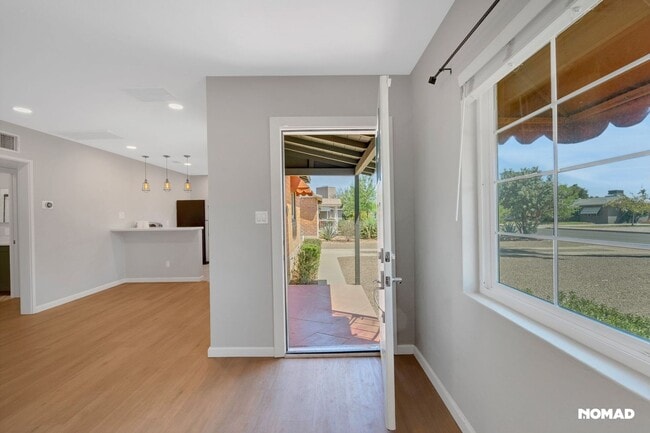 Building Photo - Charming 2BR House in Phoenix