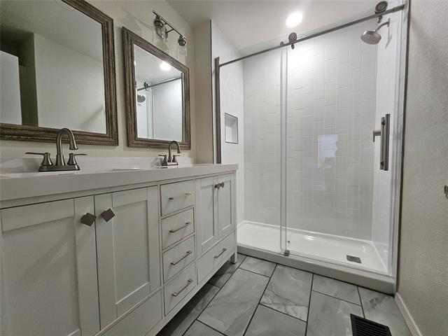 Building Photo - 17910 Windflower Way