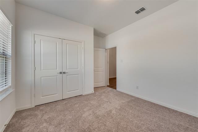 Building Photo - 3514 Honeysuckle Holw