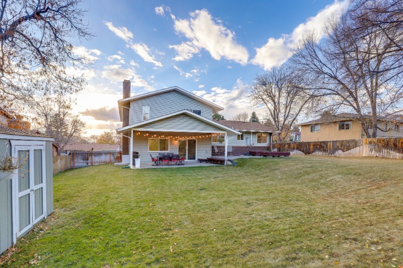 Building Photo - 2860 S Golden Way