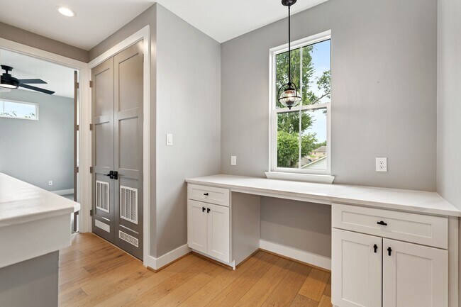 Building Photo - 1412 Weiss St