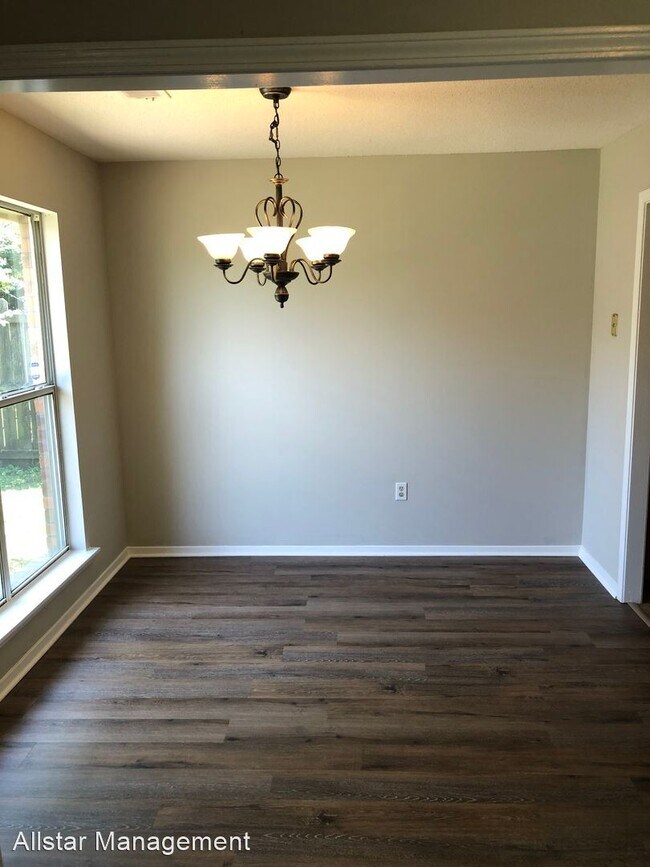 Building Photo - 3 br, 2 bath House - 3485 Lakehurst Drive