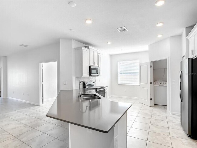 Building Photo - 1851 Dumbleton Pl