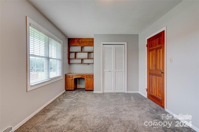 Building Photo - 3006 Fieldstone Ln