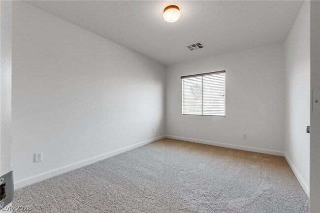 Building Photo - 10429 Vinson Point Ave