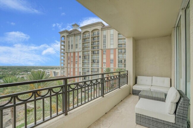 Building Photo - 550 Okeechobee Blvd