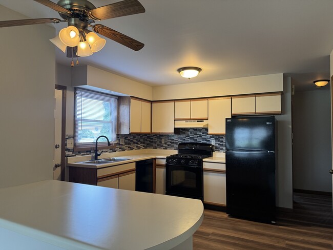 Building Photo - 3113 Galilee Ave