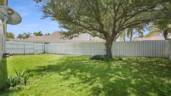 Building Photo - 1064 Cedar Falls Dr