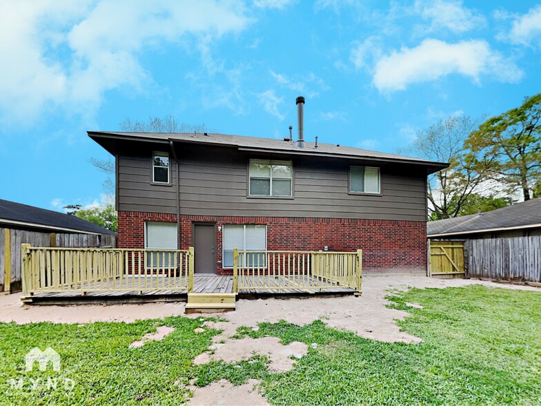 Building Photo - 2311 Friarwood Trail