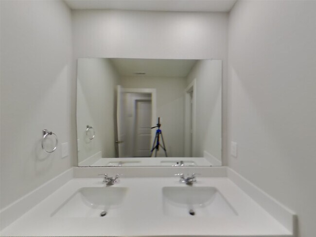 Building Photo - 22822 Frassino Pl