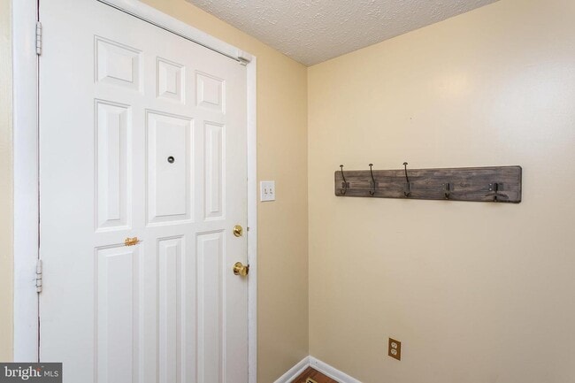 Building Photo - 4418 Roland Springs Dr