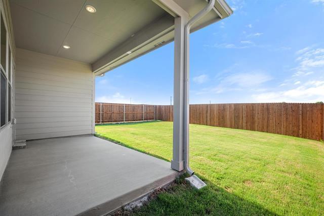 Building Photo - 107 Greenbriar Dr