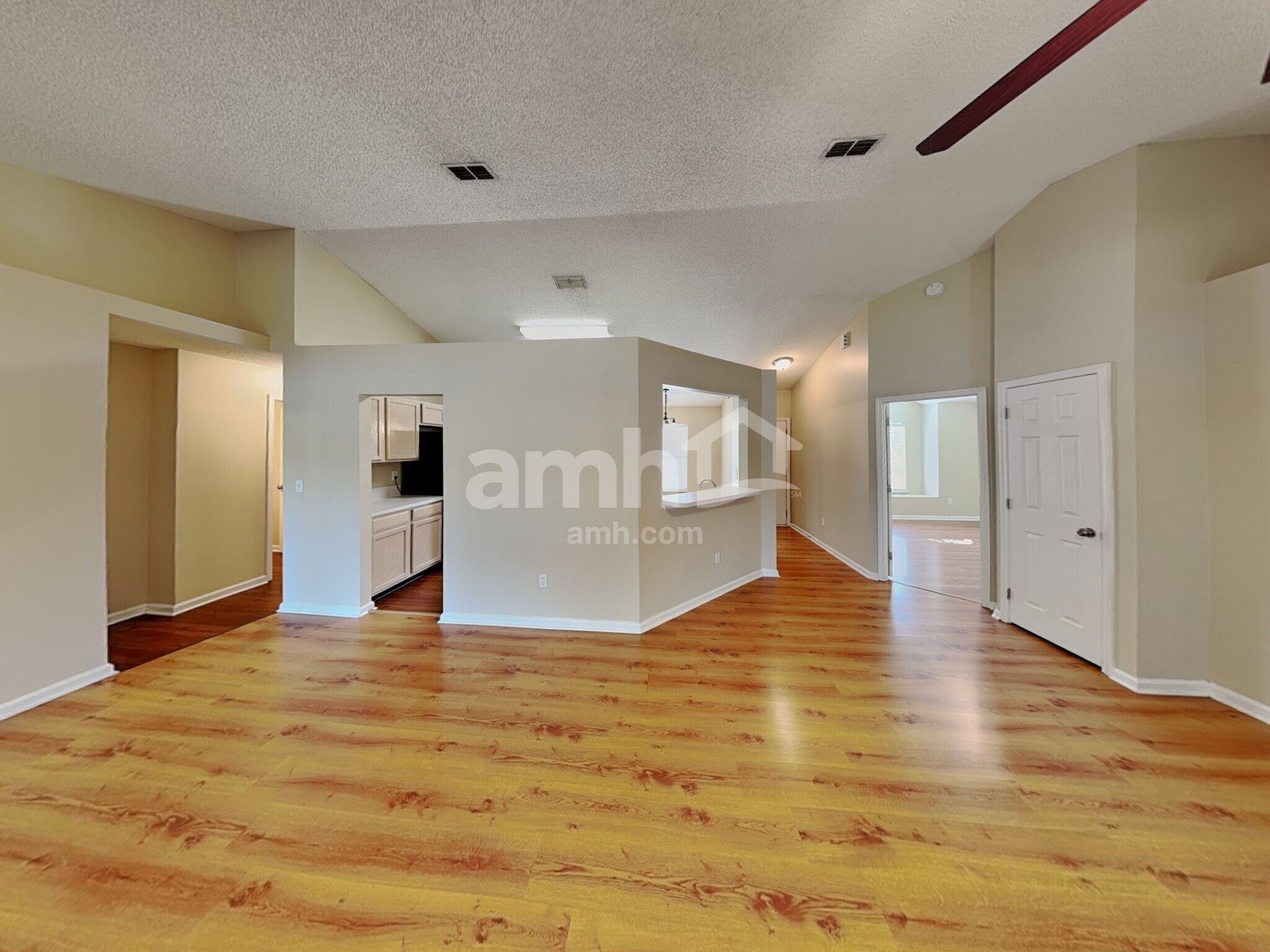 Building Photo - 578 Prindle Dr E