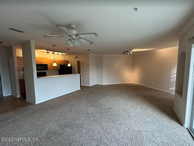 Building Photo - 8290 Park Way