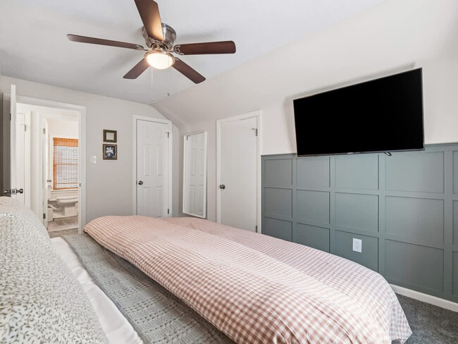 Building Photo - 3746 Northwood Rd