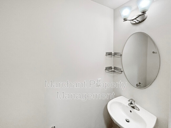 Building Photo - 114 Awendaw Way