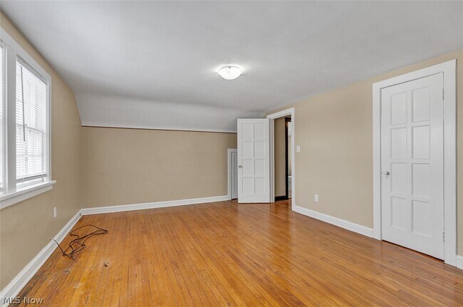 Building Photo - 3475 Norwood Rd