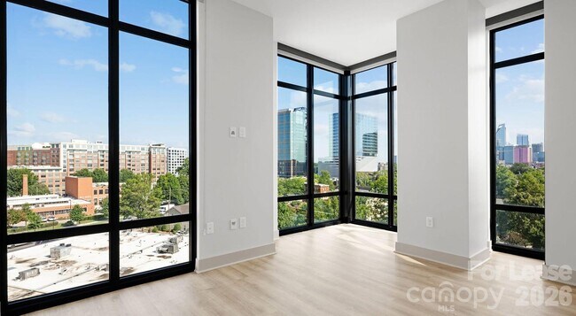 Building Photo - 2025 Cleveland Ave