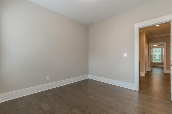 Building Photo - 4133 Wisconsin Dr