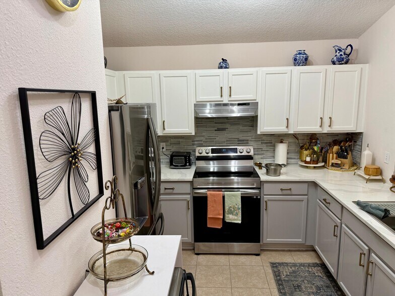 Building Photo - 575 Oakleaf Plantation Pky