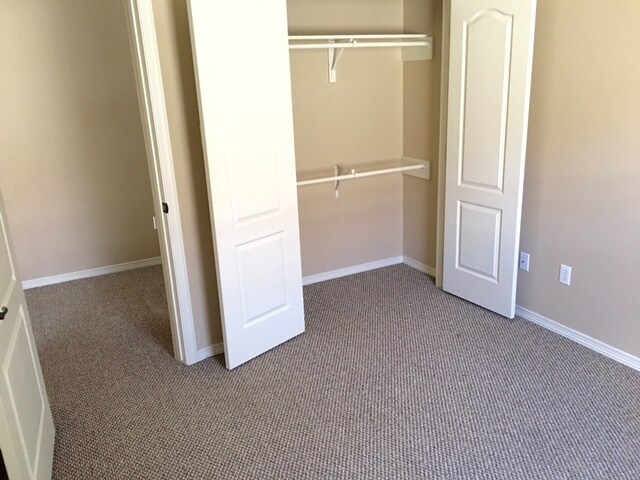 Building Photo - 1403 W Fig Ave