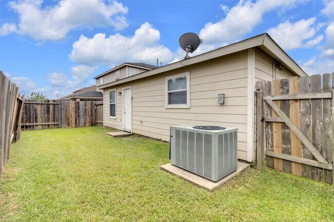 Building Photo - 2818 Piney Lake Ct