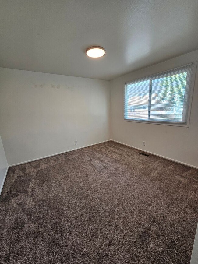 Building Photo - 2311 W 4130 S