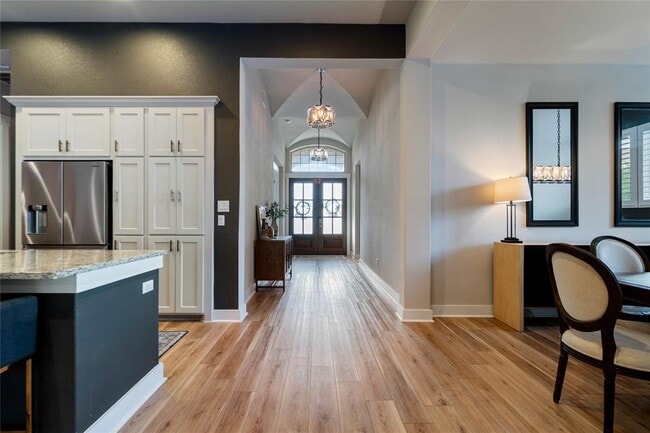 Building Photo - 2500 Yuma Trl