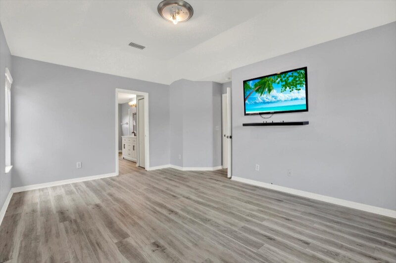 Building Photo - 544 Lake Cypress Cir