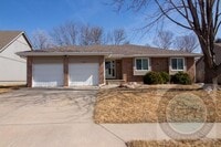 Building Photo - 700.00 off Deposit 4 Bed Ranch House in Mi...