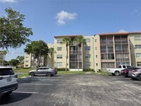 Building Photo - 1820 SW 81st Ave
