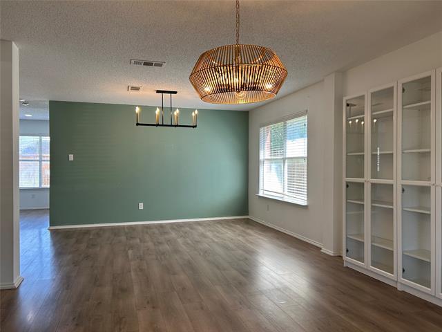 Building Photo - 337 Longshore Dr