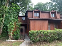 Building Photo - 5868 SW 8th Pl