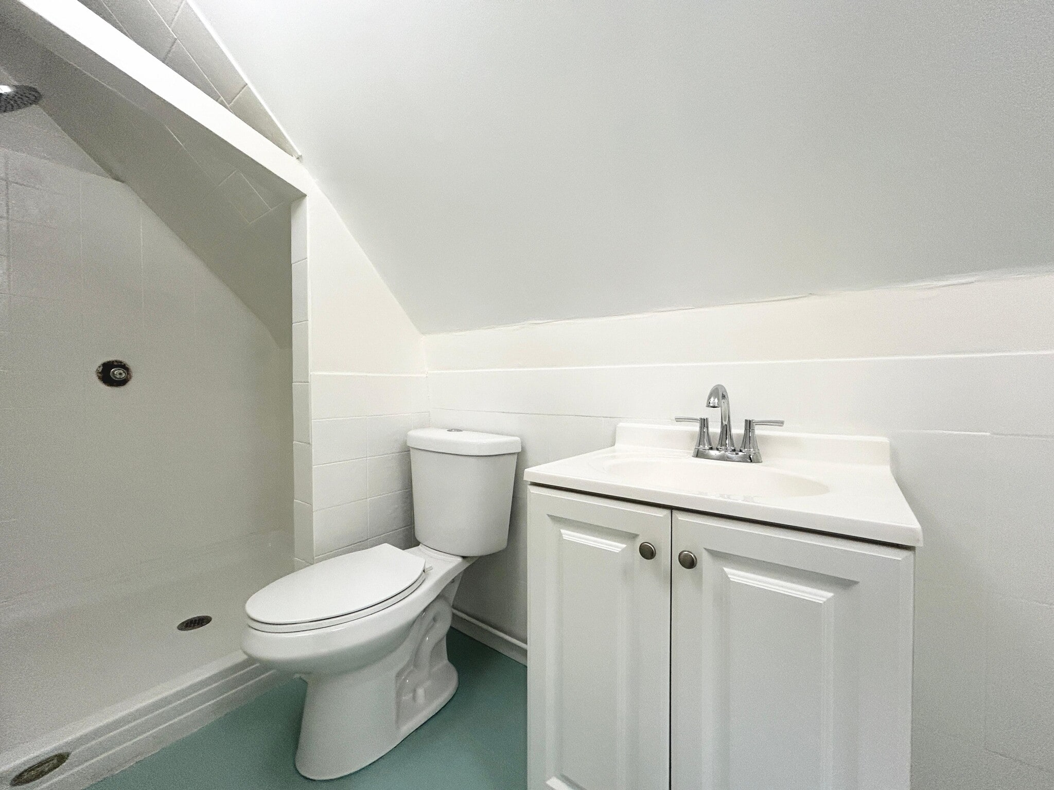 Building Photo - 34 Feiner Pl